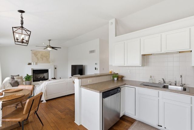 3719 S Westgate St, Wichita, KS 67215