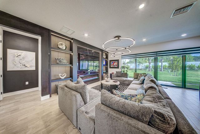 9721 Chora Tunel Way, Lake Worth, FL 33467