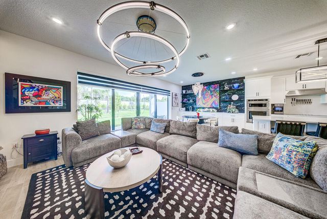 9721 Chora Tunel Way, Lake Worth, FL 33467