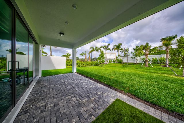 9721 Chora Tunel Way, Lake Worth, FL 33467