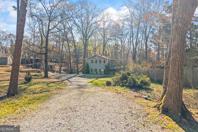 39 Jim Garvey Road, Hartwell, GA 30643