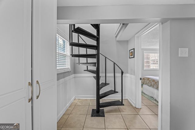 39 Jim Garvey Road, Hartwell, GA 30643