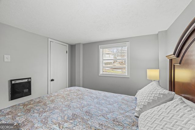 39 Jim Garvey Road, Hartwell, GA 30643