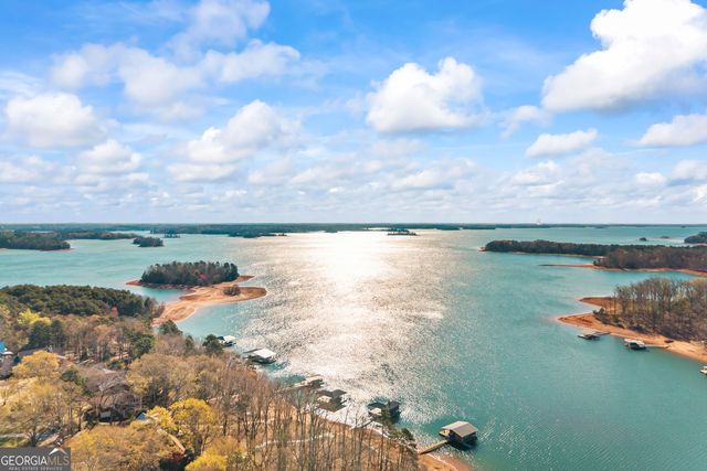 39 Jim Garvey Road, Hartwell, GA 30643