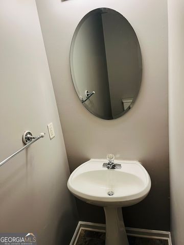 2119 Manhattan Parkway, Decatur, GA 30035