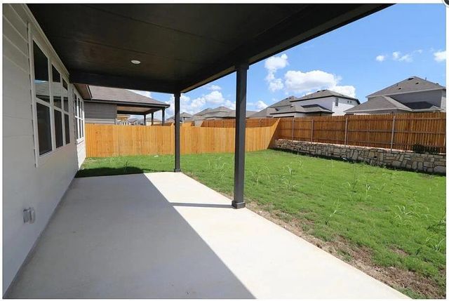121 Andesite TRL, Liberty Hill, TX 78642