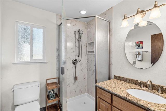 10506 Claribel Road, Oakdale, CA 95361