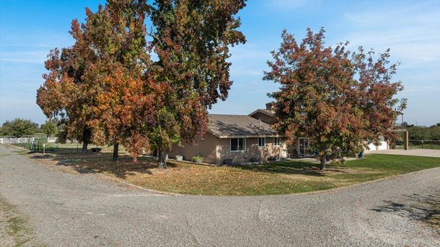 10506 Claribel Road, Oakdale, CA 95361