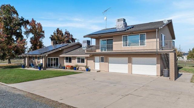 10506 Claribel Road, Oakdale, CA 95361