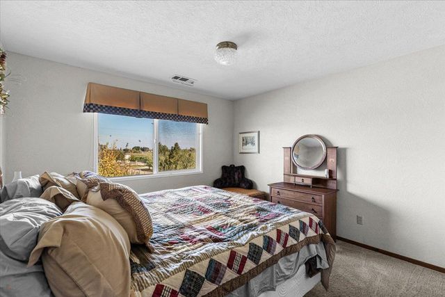 10506 Claribel Road, Oakdale, CA 95361