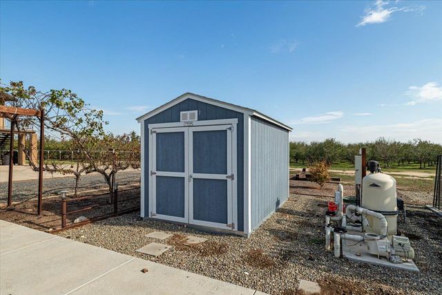 10506 Claribel Road, Oakdale, CA 95361