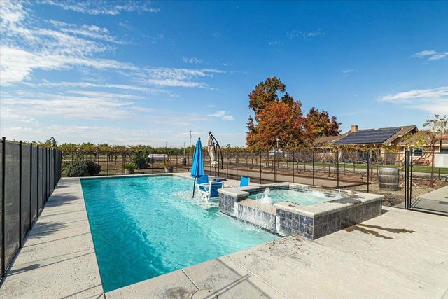 10506 Claribel Road, Oakdale, CA 95361