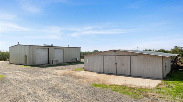 10506 Claribel Road, Oakdale, CA 95361