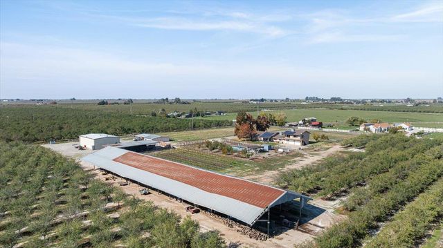 10506 Claribel Road, Oakdale, CA 95361