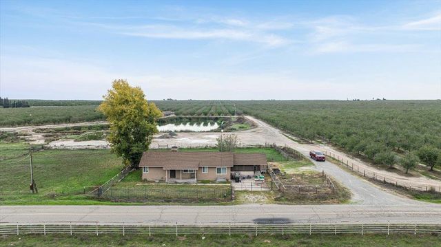 10506 Claribel Road, Oakdale, CA 95361