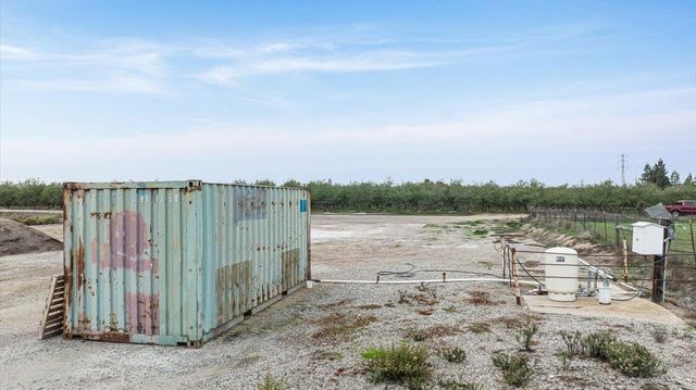 10506 Claribel Road, Oakdale, CA 95361