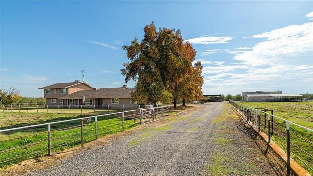 10506 Claribel Road, Oakdale, CA 95361