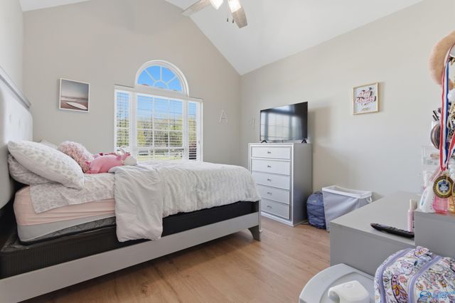 608 Wade Road SE, Owens Cross Roads, AL 35763