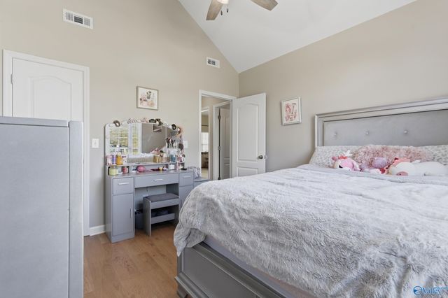 608 Wade Road SE, Owens Cross Roads, AL 35763