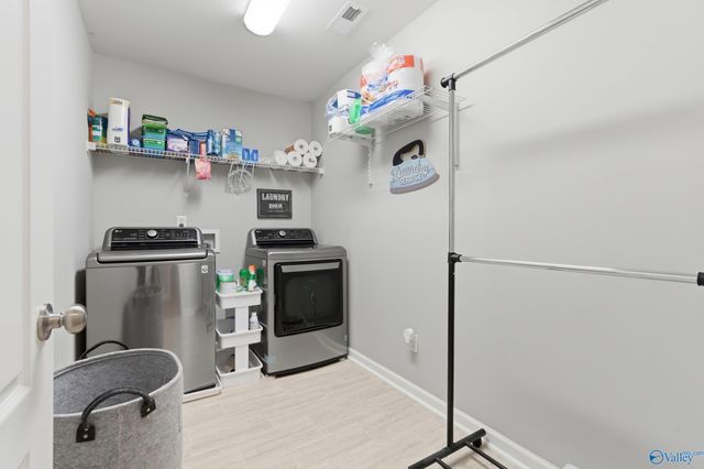 608 Wade Road SE, Owens Cross Roads, AL 35763