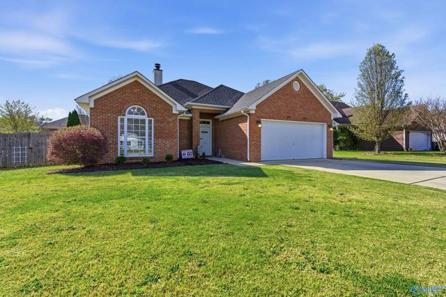 608 Wade Road SE, Owens Cross Roads, AL 35763