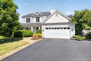 1141 Stonegate Road, Algonquin, IL 60102