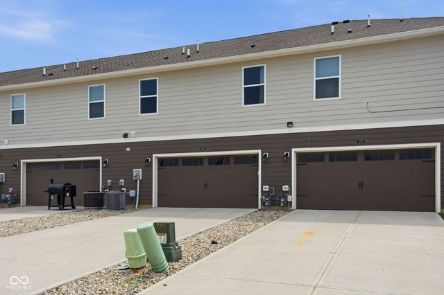2068 Rowena Lane, Westfield, IN 46074