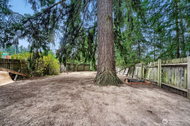 17415 128 Avenue SE, Renton, WA 98058