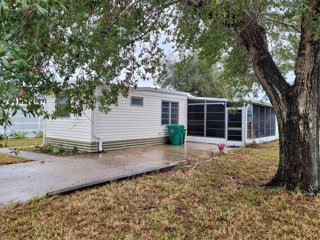 1300 SEAHORSE LANE, Englewood, FL 34224