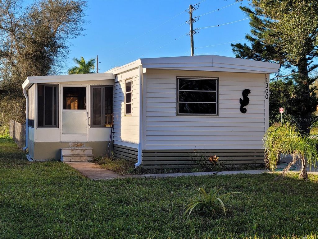 1300 SEAHORSE LANE, Englewood, FL 34224