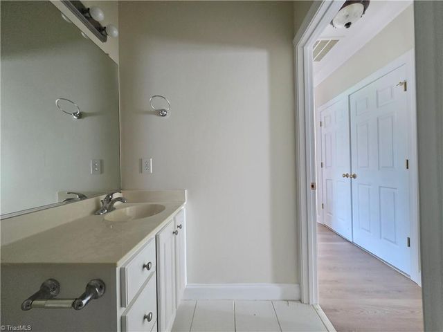 4293 Lumsden Lane, High Point, NC 27265