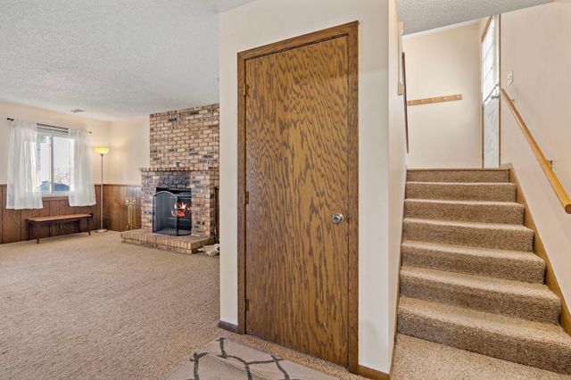 15335 Valley View Drive, Savage, MN 55378