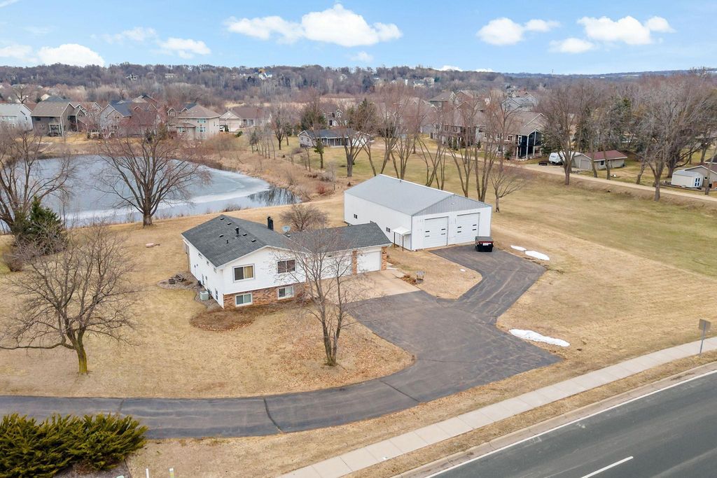 15335 Valley View Drive, Savage, MN 55378