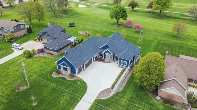 1213 Ripley Road, Linden, MI 48451