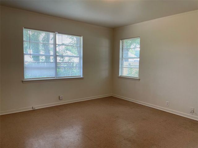 202 N 5th Street, Midlothian, TX 76065