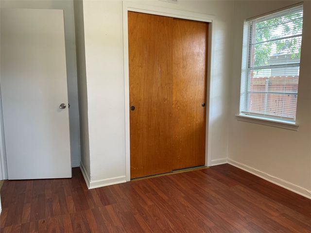 202 N 5th Street, Midlothian, TX 76065