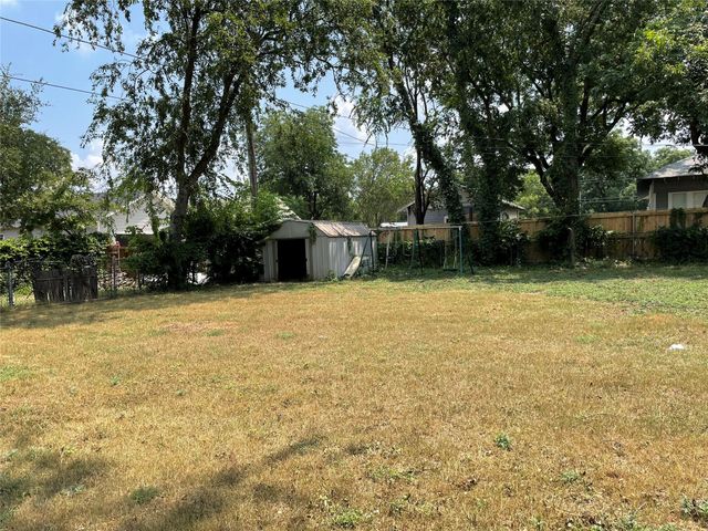 202 N 5th Street, Midlothian, TX 76065