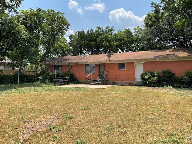 202 N 5th Street, Midlothian, TX 76065