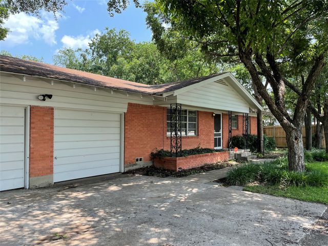 202 N 5th Street, Midlothian, TX 76065