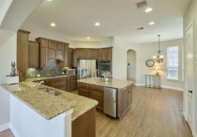 13606 Oak Harbor Bend, Cypress, TX 77429