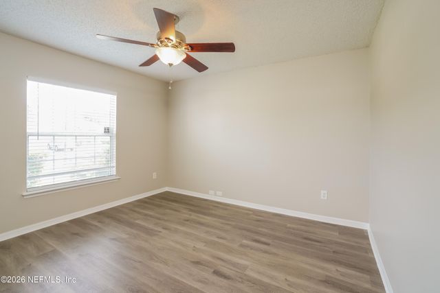 3159 WAVERING Lane, Middleburg, FL 32068