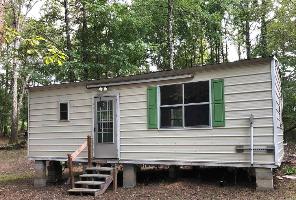 7794 Airport Road, Bonnerdale, AR 71933