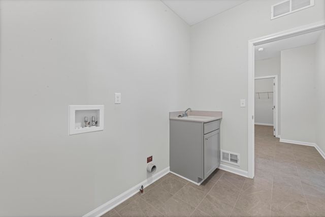 28510 Coyote Court, Lyon Twp, MI 48165