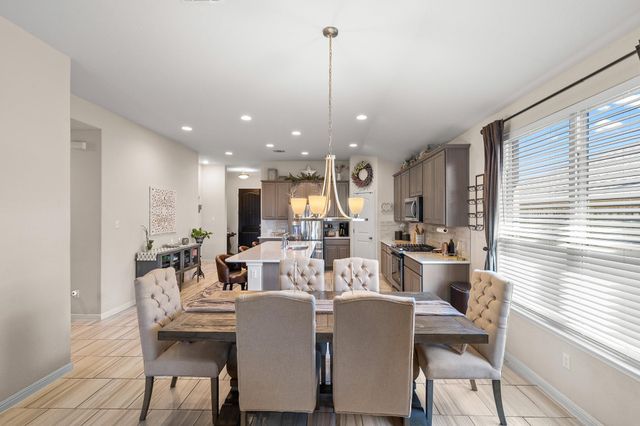 276 FINSTOWN ST, Hutto, TX 78634