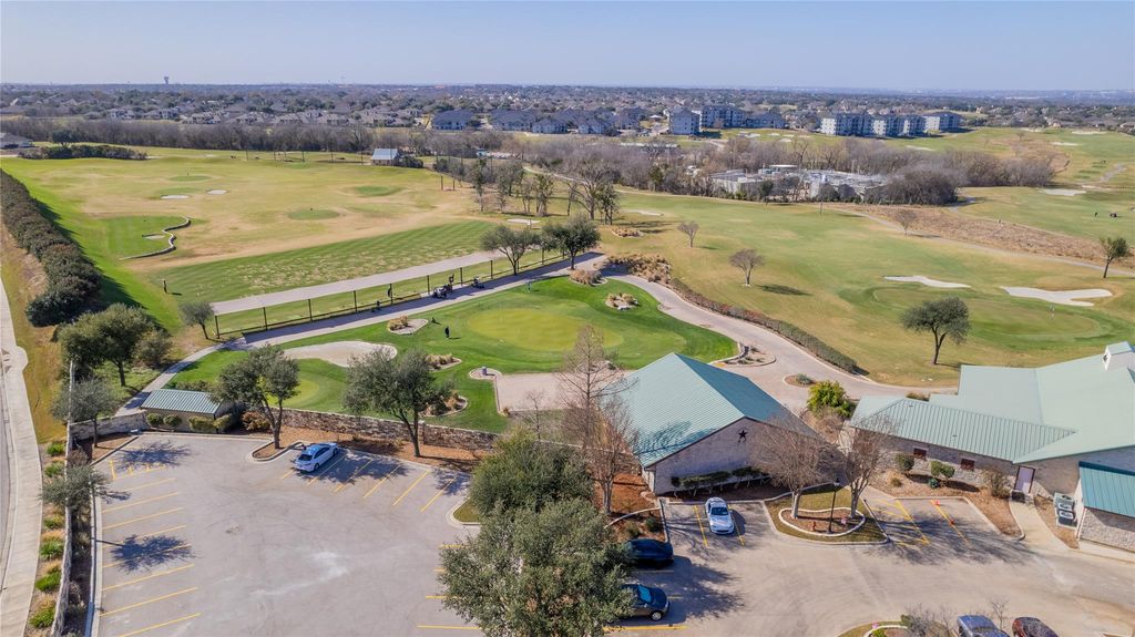 276 FINSTOWN ST, Hutto, TX 78634