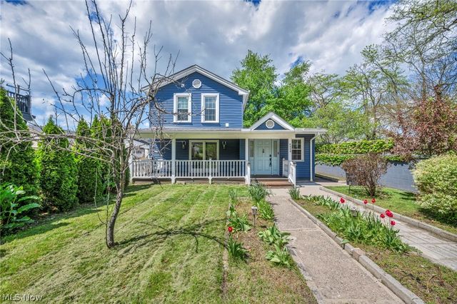 6008 W Clinton Avenue, Cleveland, OH 44102