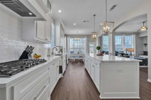 1606 Mallard Circle, Mansfield, TX 76063