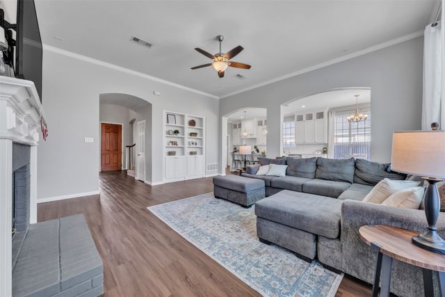 1606 Mallard Circle, Mansfield, TX 76063