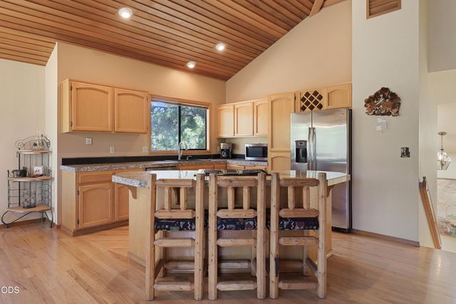 17855 Lava Butte Lane, Sunriver, OR 97707