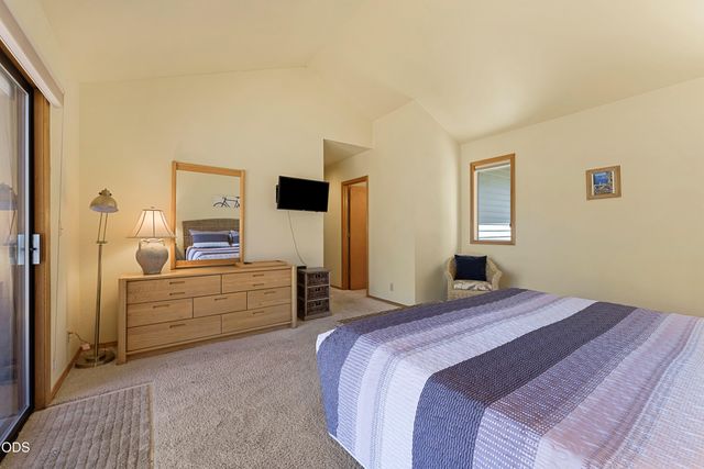 17855 Lava Butte Lane, Sunriver, OR 97707